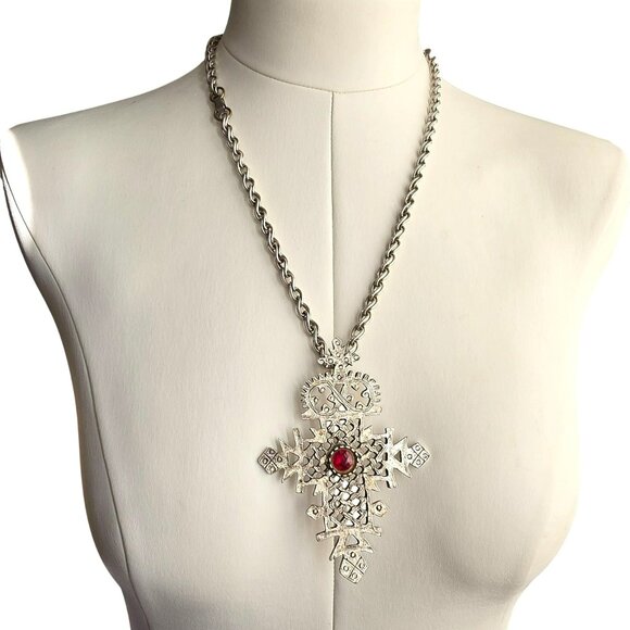 Vintage Silver Chain Necklace Ornate Cross Pendant & Red Stone Centerpiece HS228 - Picture 2 of 9